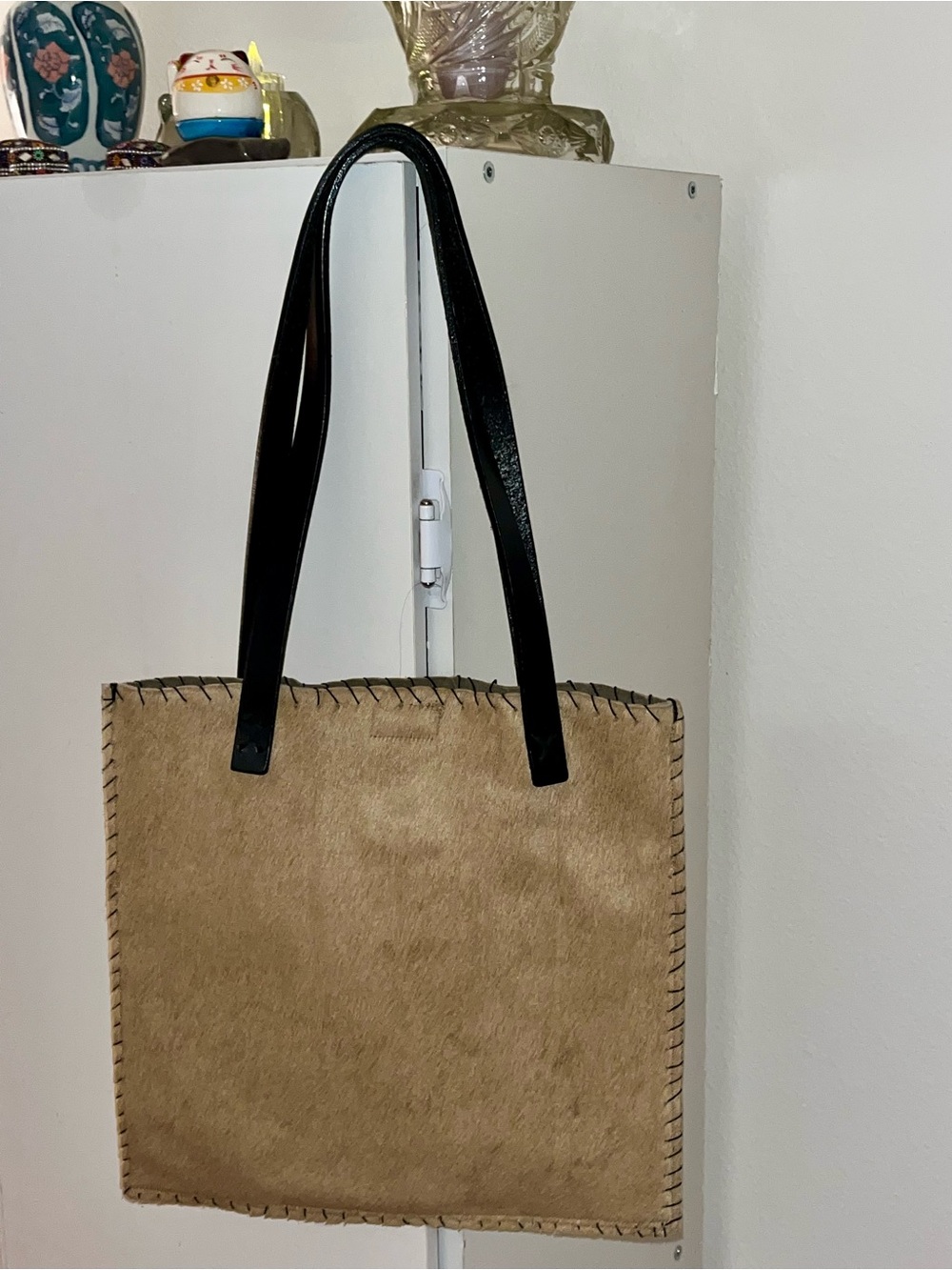 Adriana Caras tote